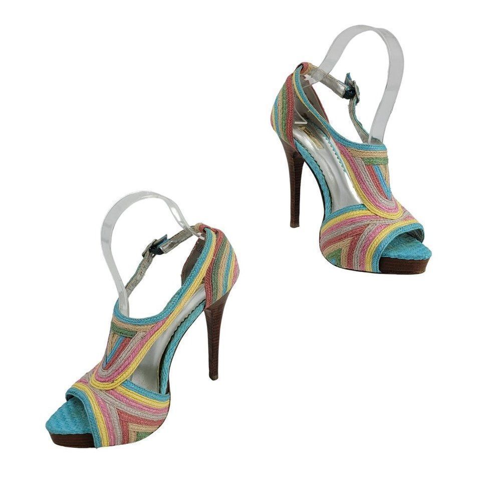 Report Signature Stiletto Heels 8 Pastel Rainbow Stripped Vegan Raffia Wood Heel
